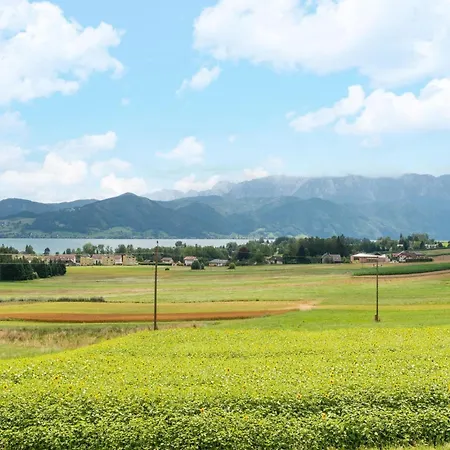 Nyaraló Near Hiking Trails